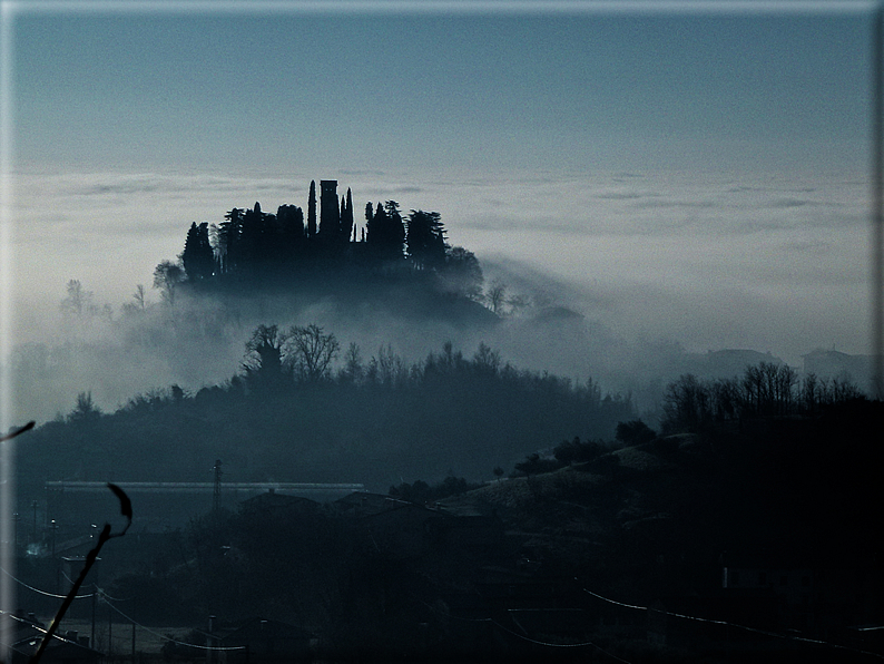 foto Pedemontana Veneta nella nebbia